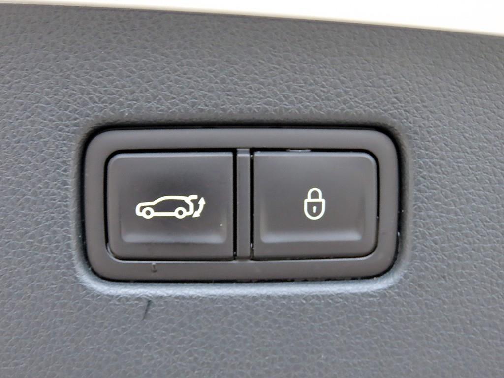 Genesis GV70 2022 Blanco - Importación desde Corea - HF Imports Iquique - Foto 18