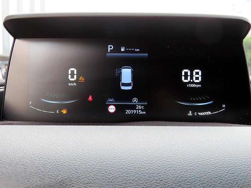 HYUNDAI Staria - Vista 9
