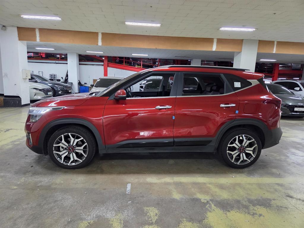 KIA Seltos - Vista 3