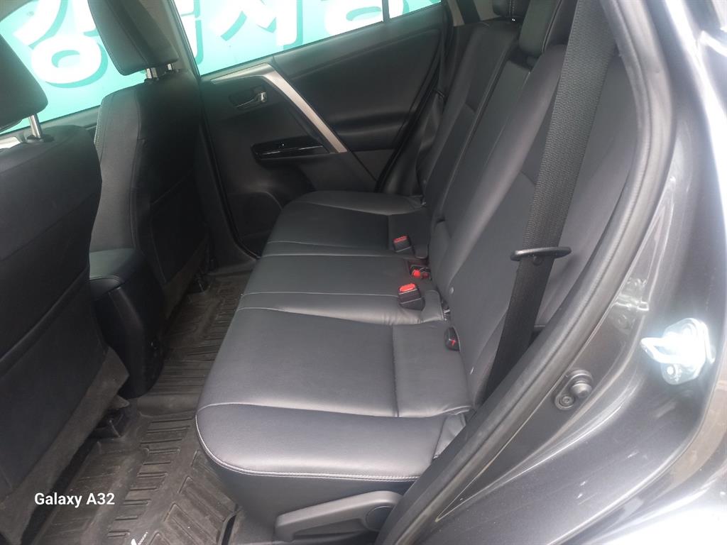 Toyota RAV4 2018 Gris - Importación desde Corea - HF Imports Iquique - Foto 15