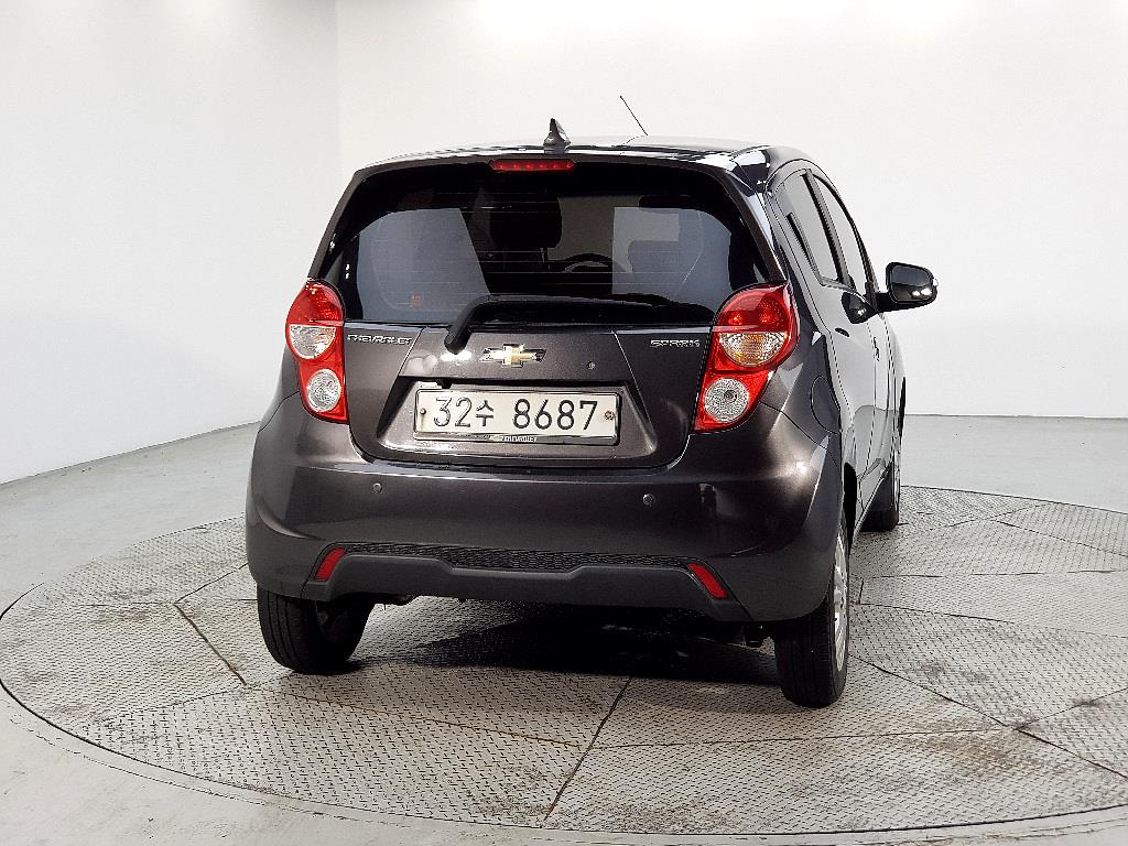 Chevrolet Spark - Vista 3
