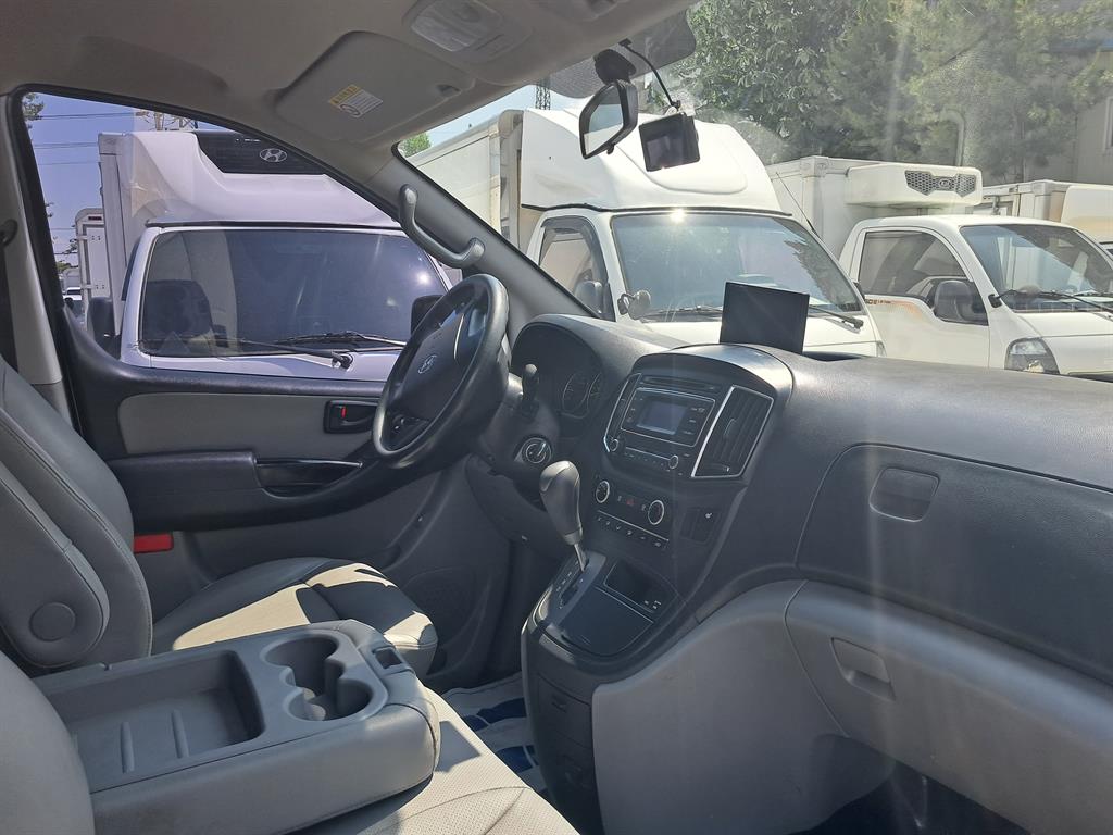 HYUNDAI Starex 2017 Blanco - Importación desde Corea - HF Imports Iquique - Foto 15