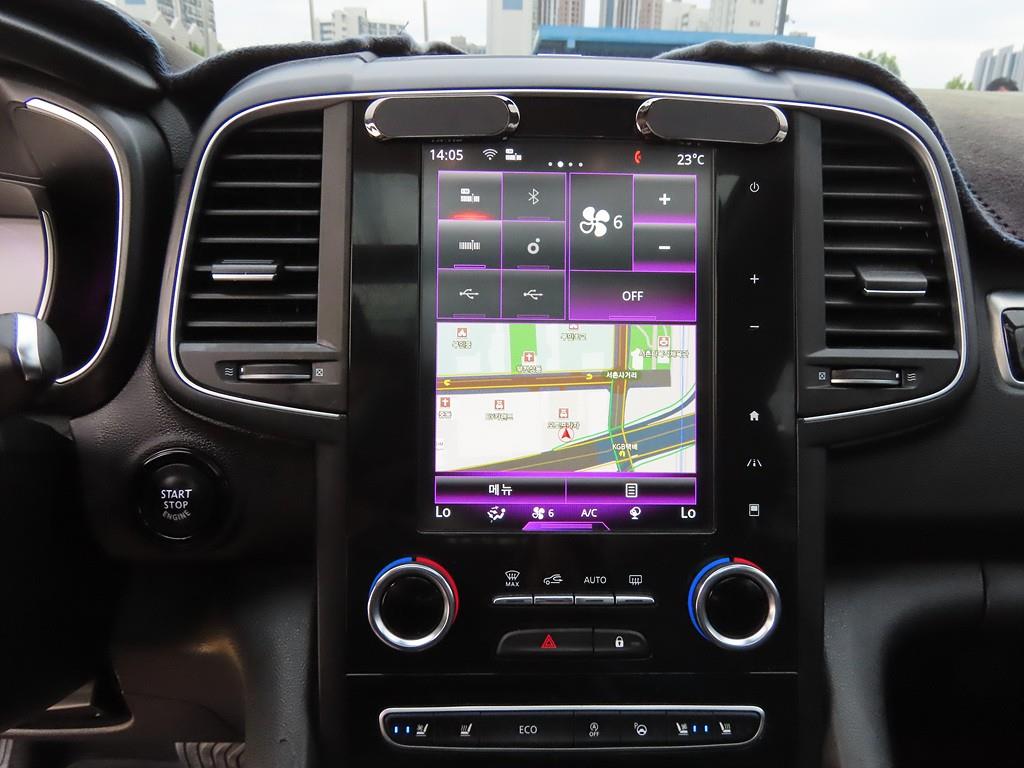 SAMSUNG QM6 - Vista 12