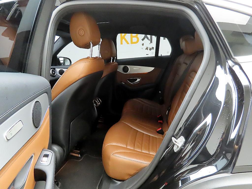 Mercedes Benz GLC Class 2018 Negro - Importación desde Corea - HF Imports Iquique - Foto 13