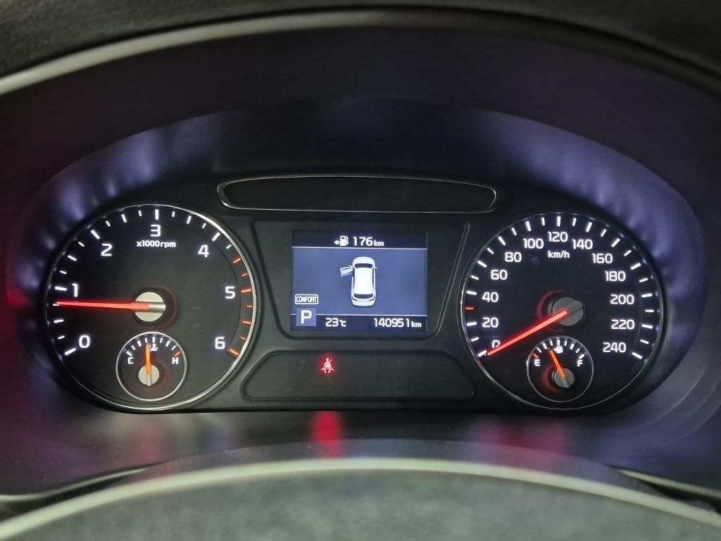 KIA Sorento - Vista 6
