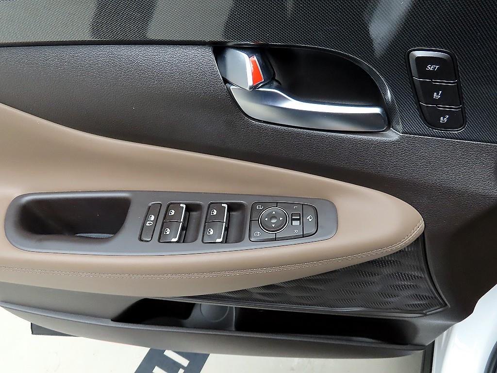 HYUNDAI Santa Fe - Vista 11