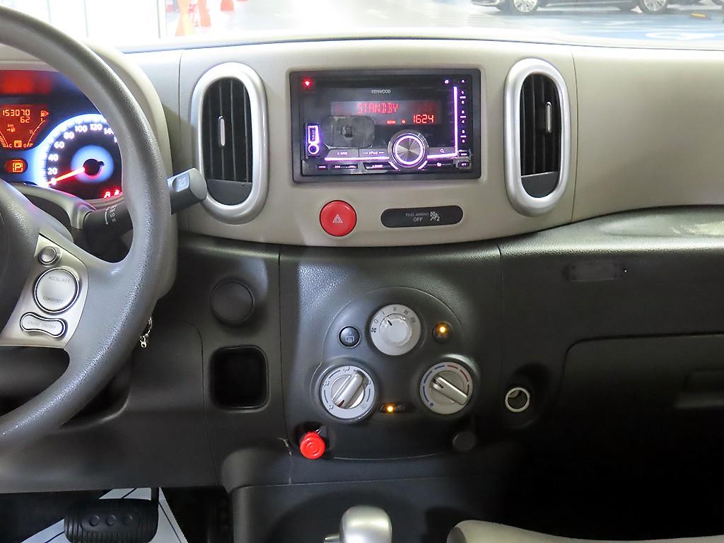 Nissan Cube - Vista 11