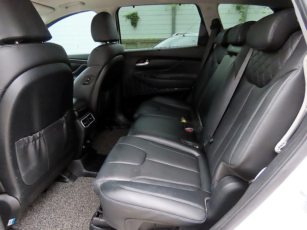 HYUNDAI Santa Fe - Vista 6