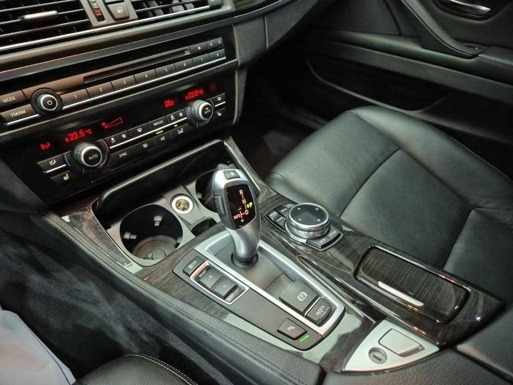 BMW 5 Series - Vista 8