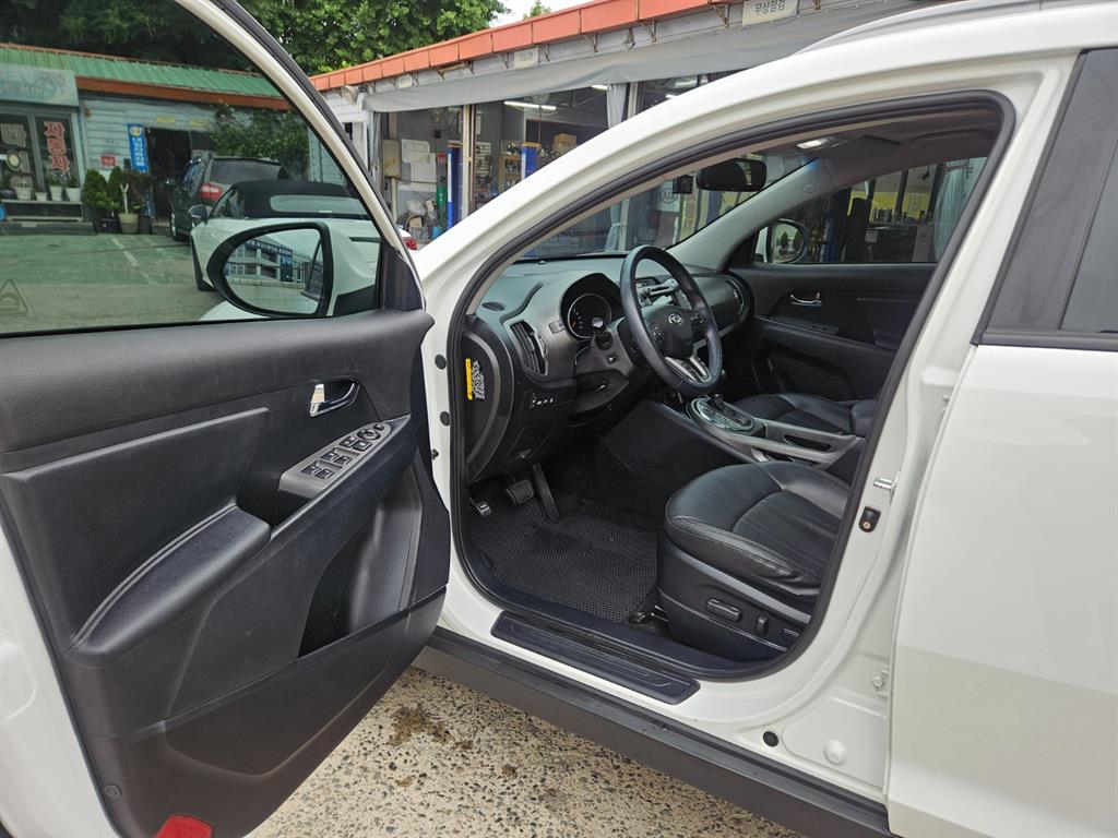 KIA Sportage - Vista 9