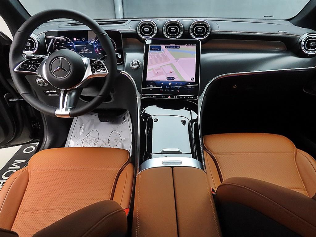 Mercedes Benz GLC Class - Vista 7