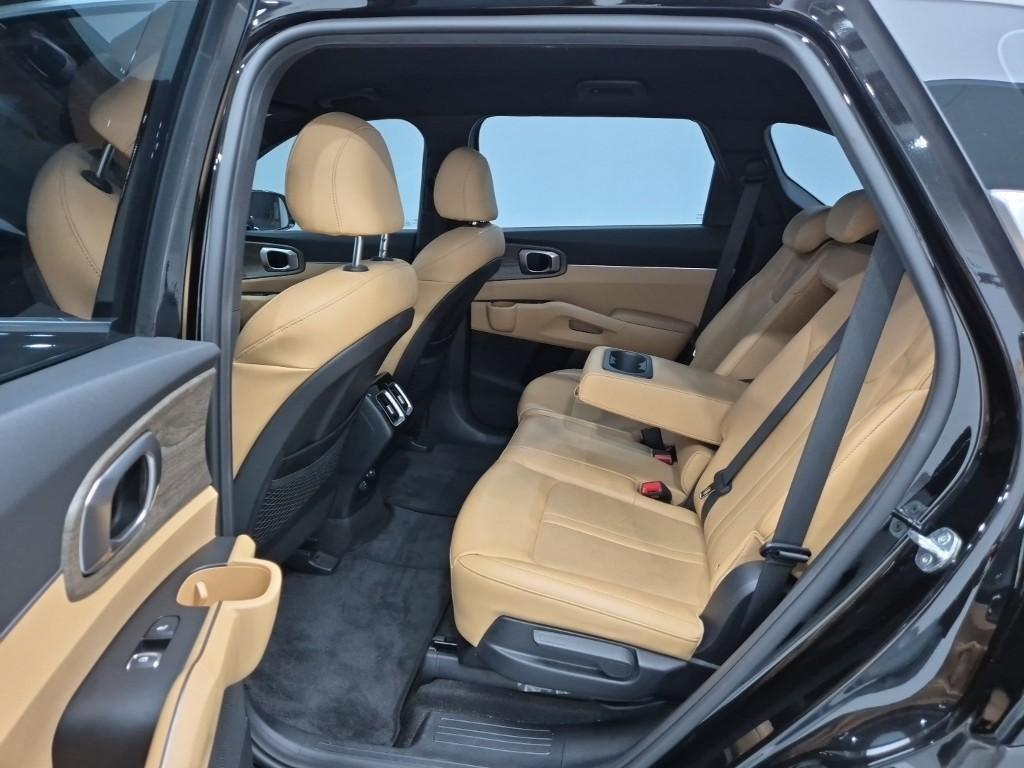 KIA Sorento - Vista 12