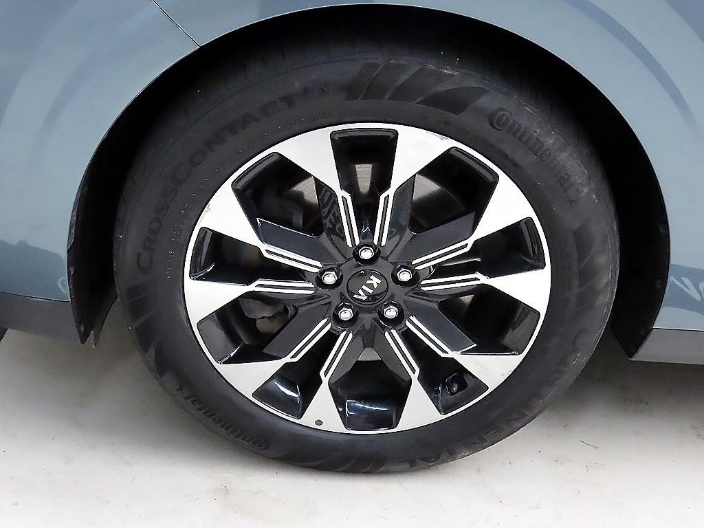 KIA Carnival - Vista 12
