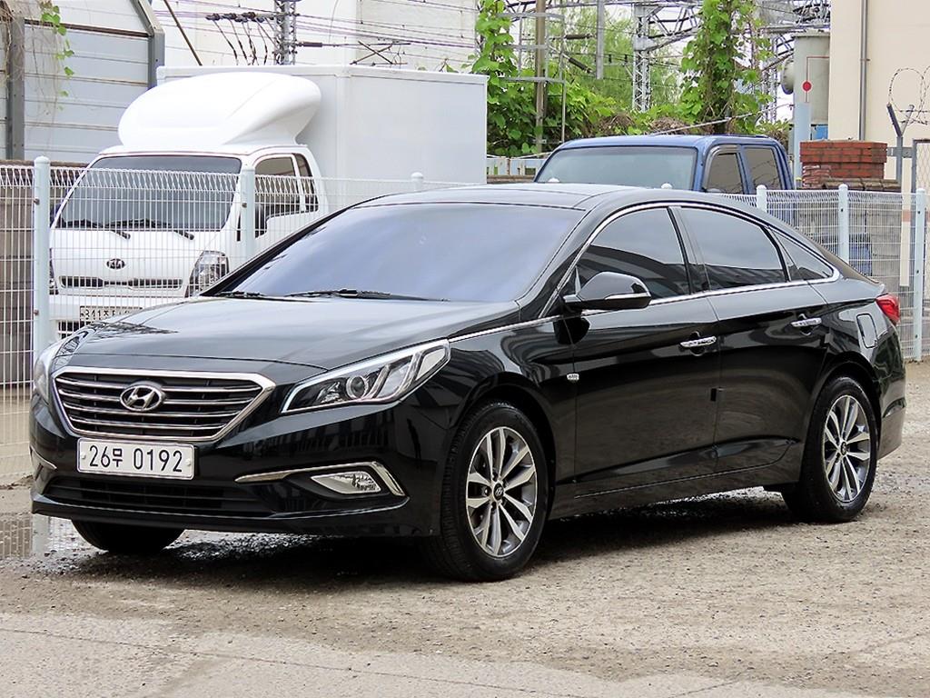 HYUNDAI Sonata - Vista 2