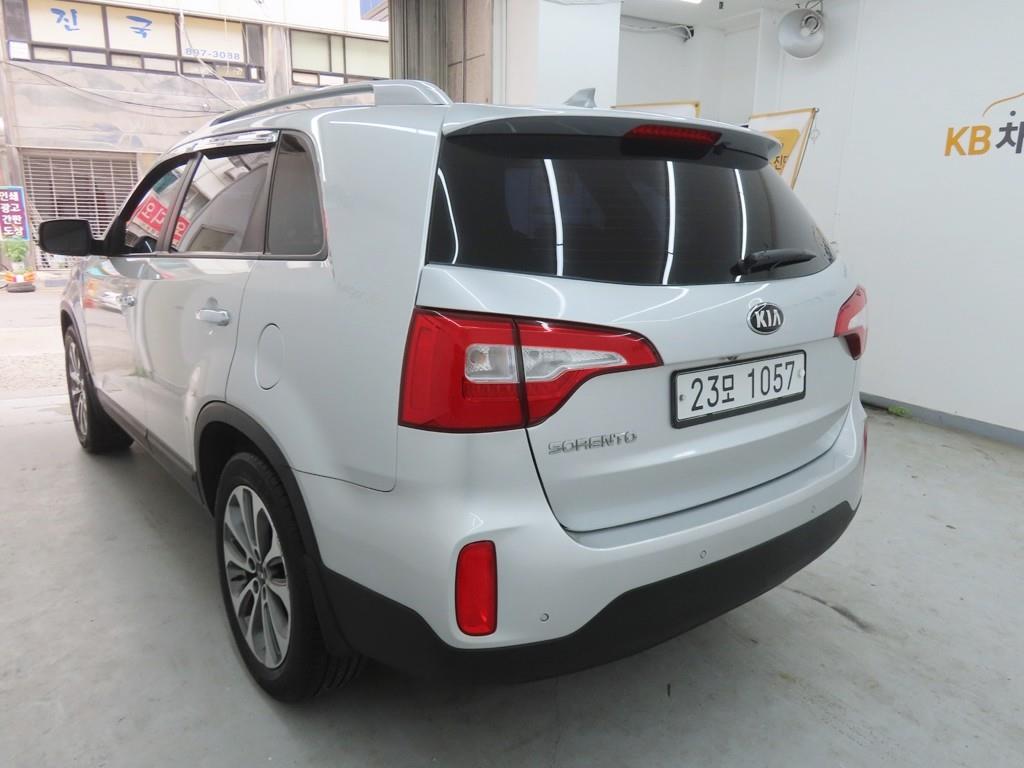 KIA Sorento - Vista 4