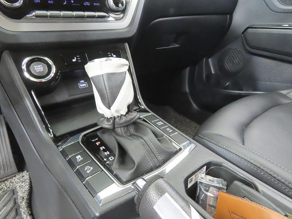 Ssangyong Korando - Vista 11