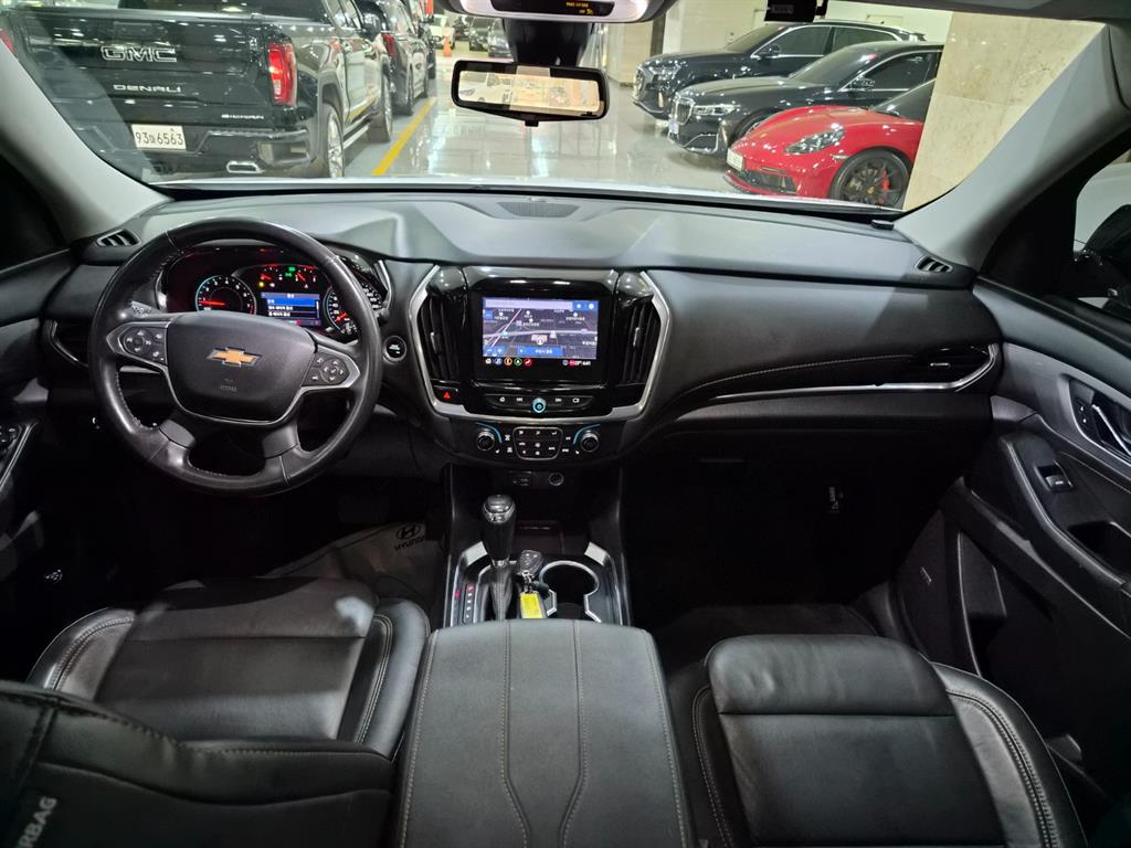 Chevrolet Travers - Vista 9