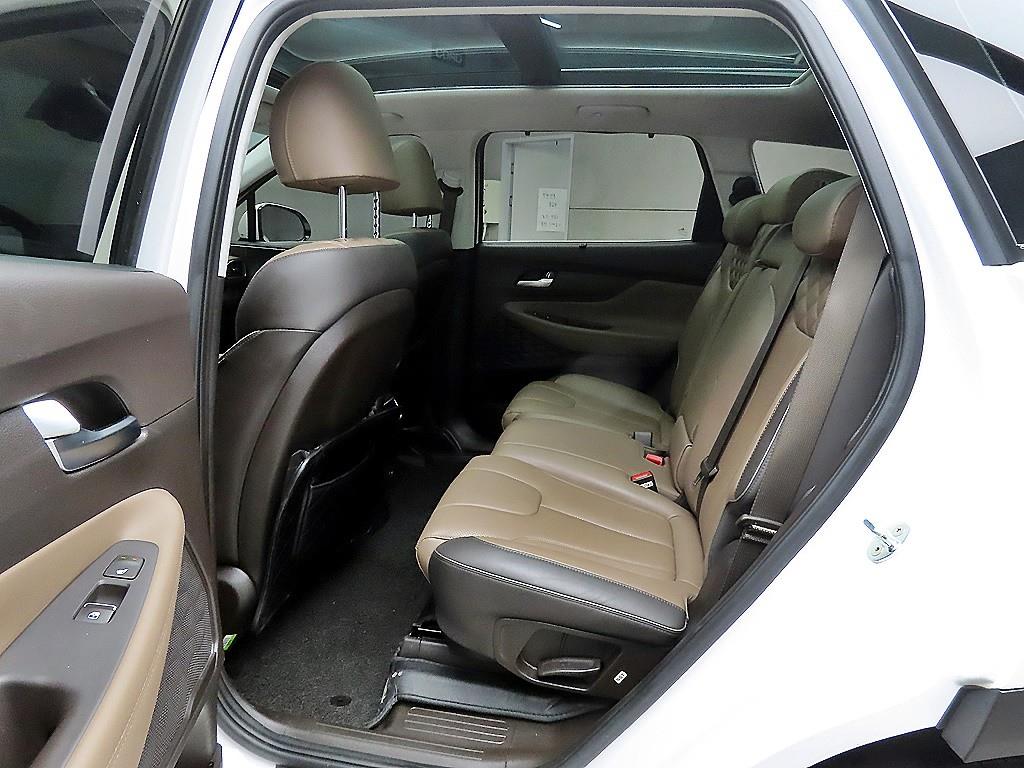 HYUNDAI Santa Fe - Vista 6