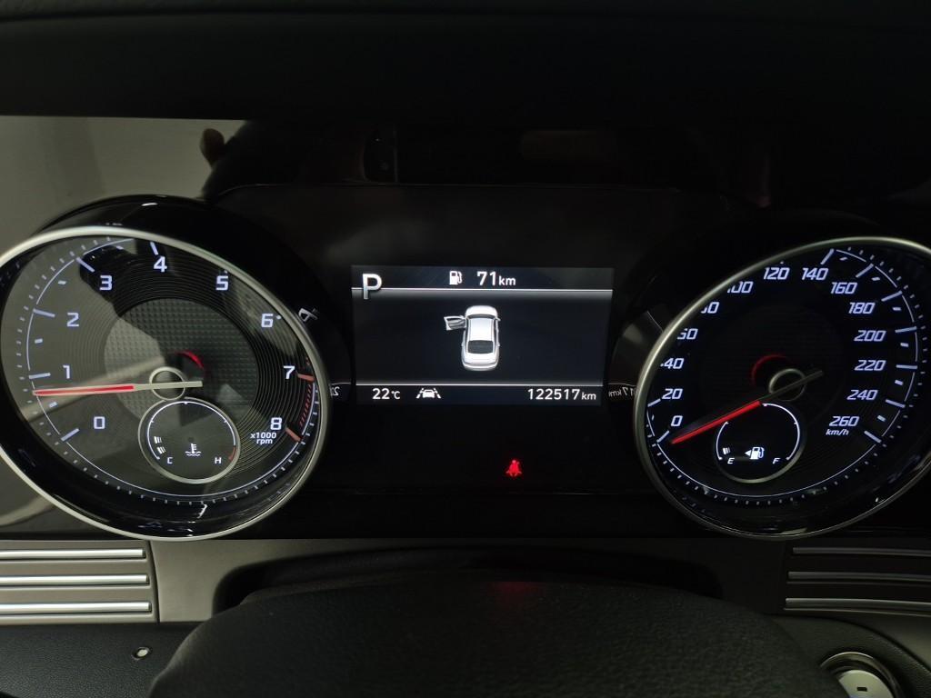 HYUNDAI Grandeur - Vista 5