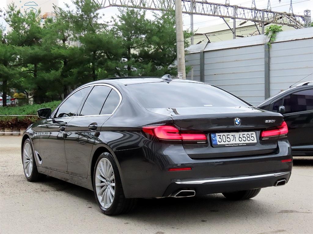 BMW 5 Series - Vista 3