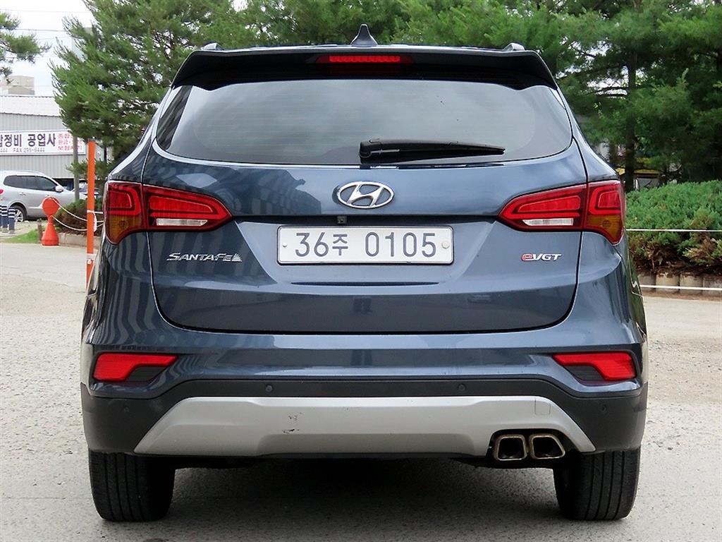 HYUNDAI Santa Fe - Vista 4