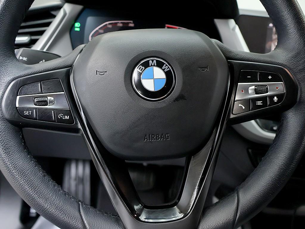 BMW 1 series 2020 Negro - Importación desde Corea - HF Imports Iquique - Foto 13