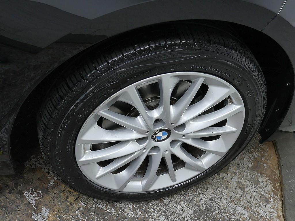 BMW 1 series 2020 Negro - Importación desde Corea - HF Imports Iquique - Foto 7