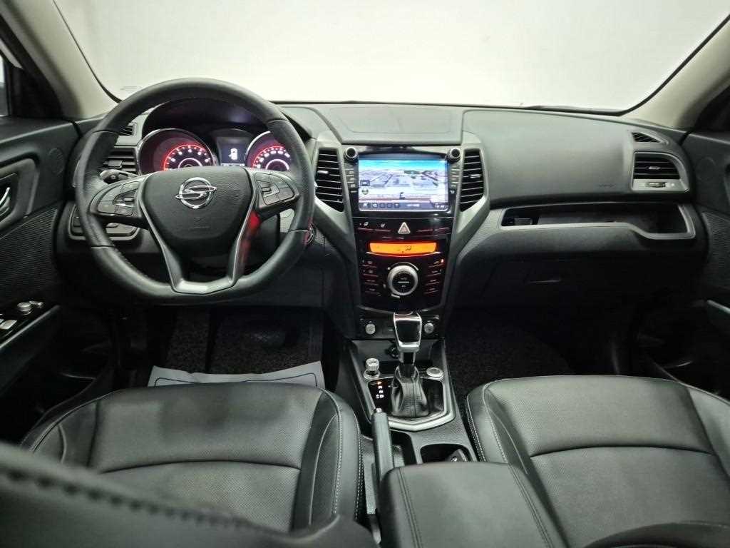 Ssangyong Tivoli - Vista 7