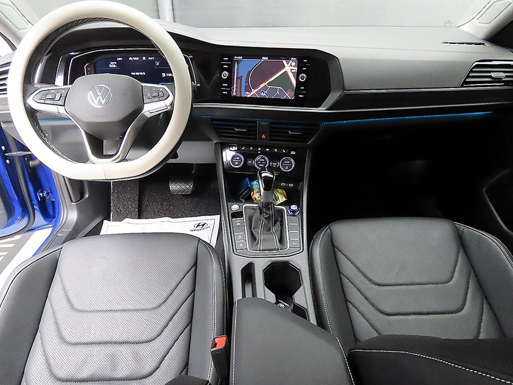 Volkswagen Jetta - Vista 7