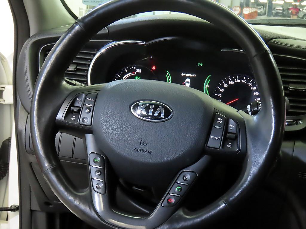 KIA K5 - Vista 8