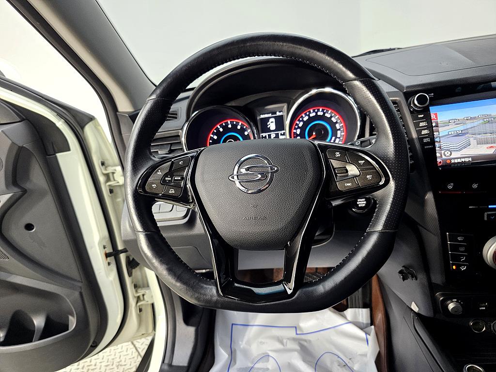 Ssangyong Tivoli - Vista 12