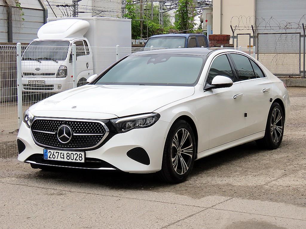 Mercedes Benz E class - Vista 2