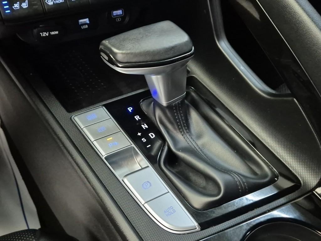 HYUNDAI Avante - Vista 8