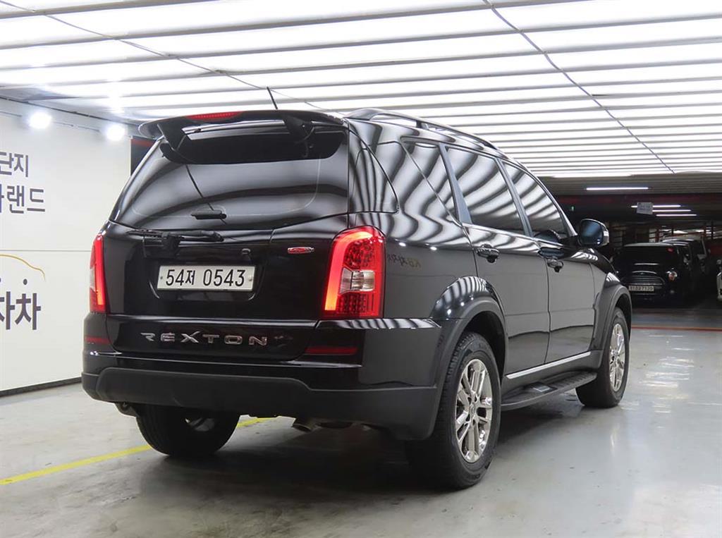 Ssangyong Rexton - Vista 4