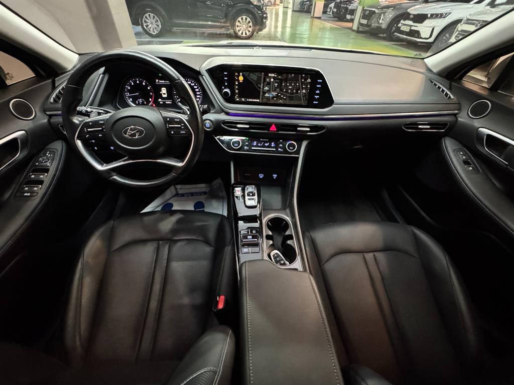 HYUNDAI Sonata - Vista 6