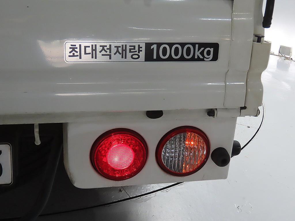 Small Truck Cargo (small) 2023 Blanco - Importación desde Corea - HF Imports Iquique - Foto 9