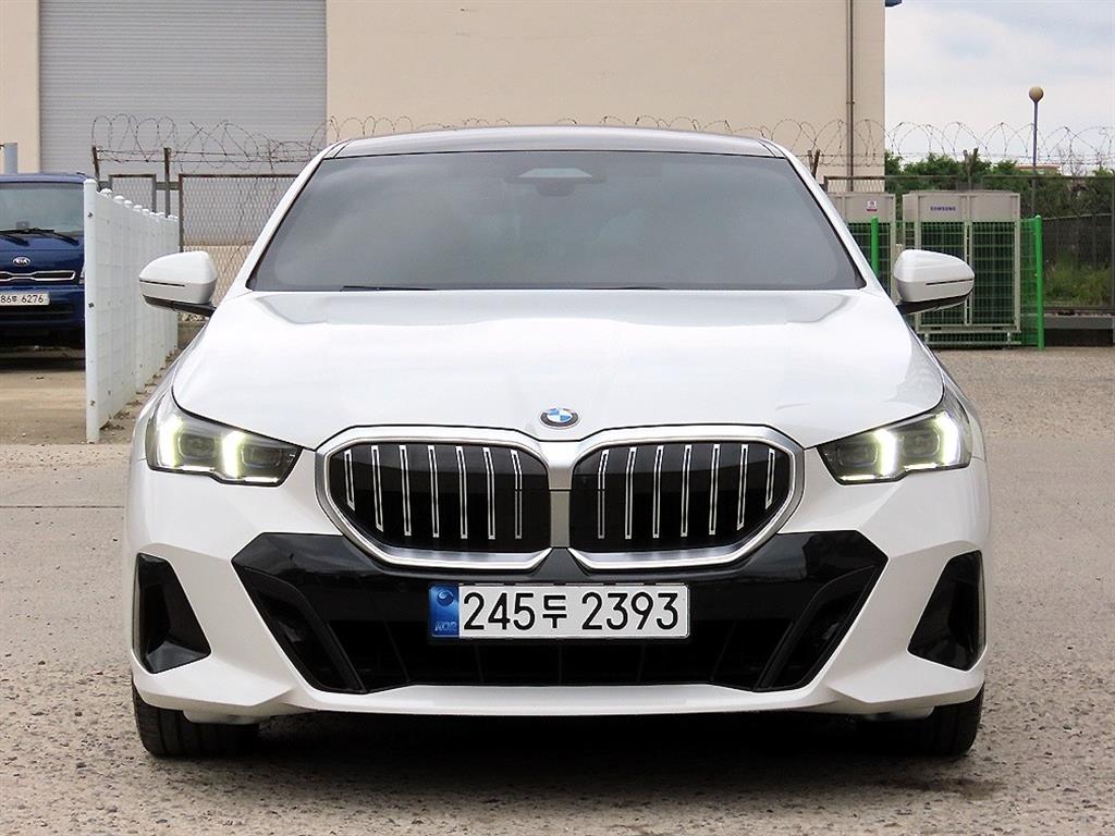 BMW 5 Series 2024 - Importación desde Corea - HF Imports Iquique - Foto 1