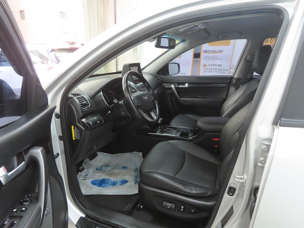 KIA Sorento - Vista 5