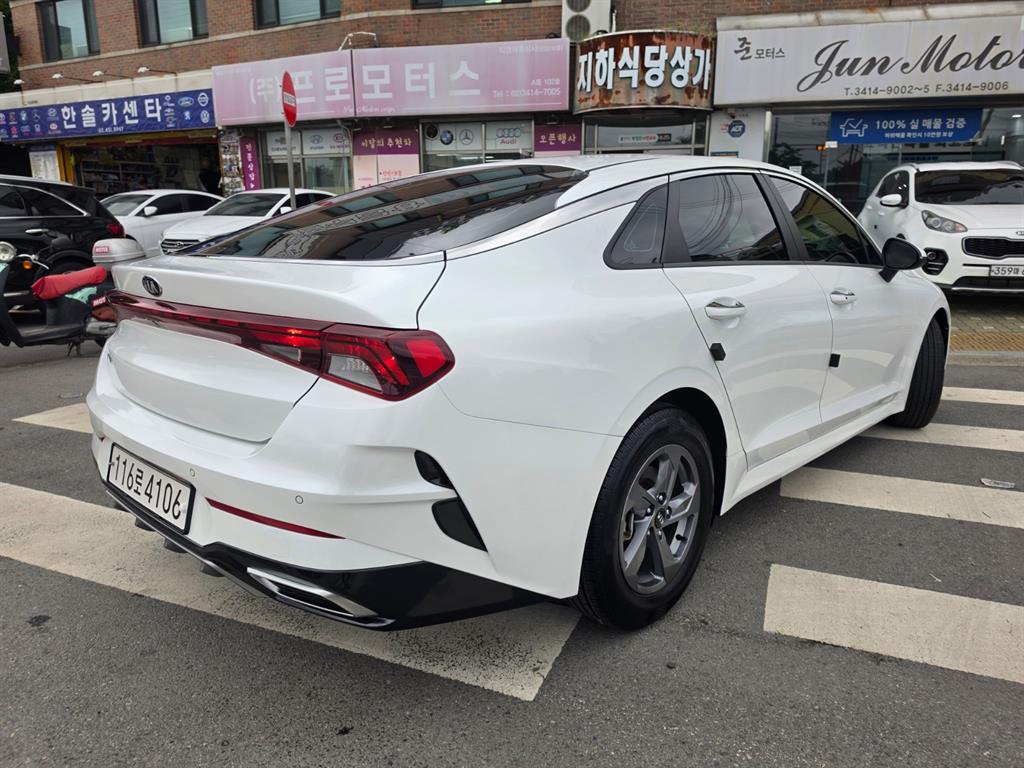 KIA K5 - Vista 6