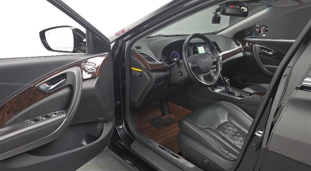 HYUNDAI Aslan - Vista 6