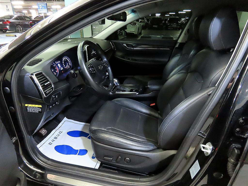 HYUNDAI Grandeur - Vista 6