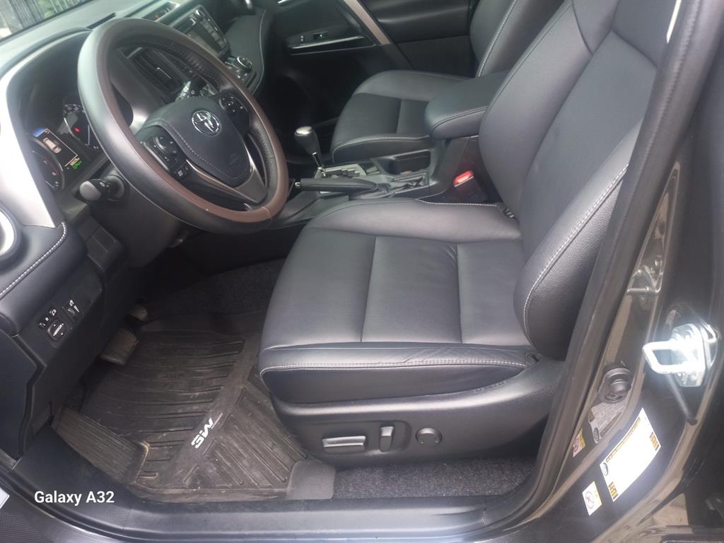 Toyota RAV4 - Vista 6