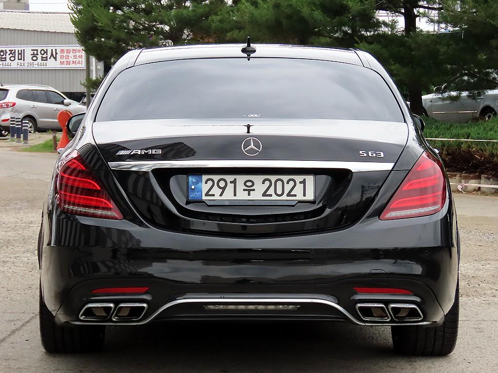 Mercedes Benz S Class - Vista 4