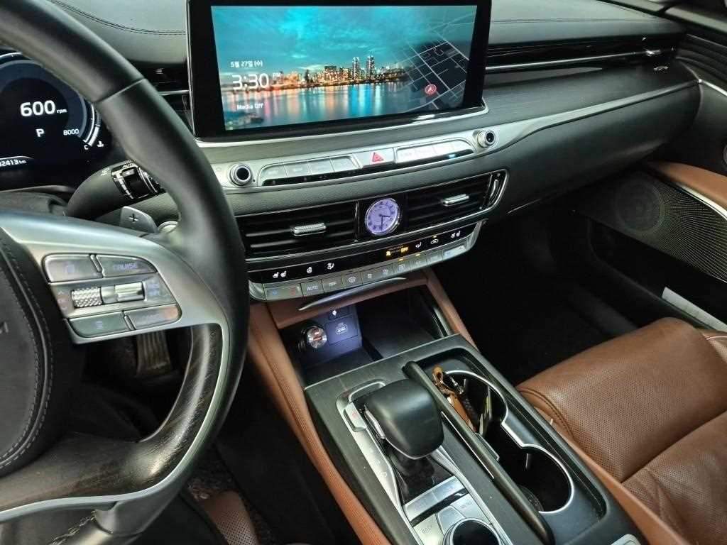 KIA K9 - Vista 9