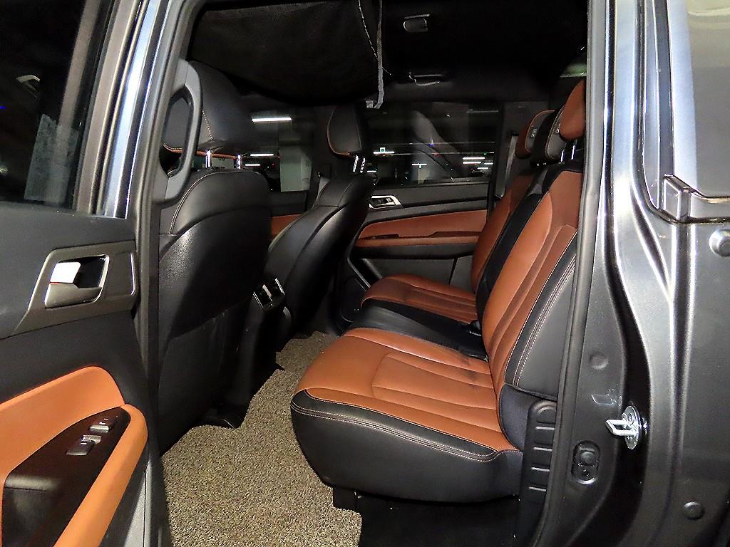 Ssangyong Rexton - Vista 7
