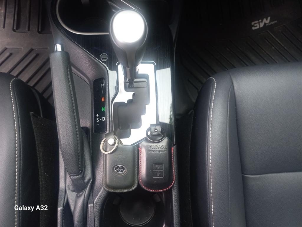 Toyota RAV4 2018 Gris - Importación desde Corea - HF Imports Iquique - Foto 13