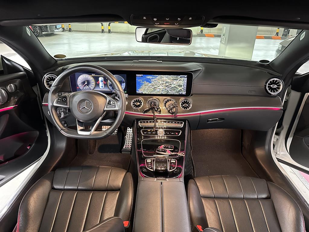 Mercedes Benz E class - Vista 9