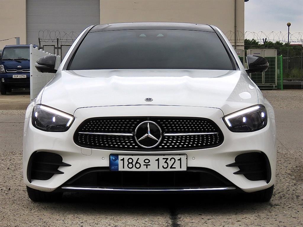 Mercedes Benz E class 2023 - Importación desde Corea - HF Imports Iquique - Foto 1