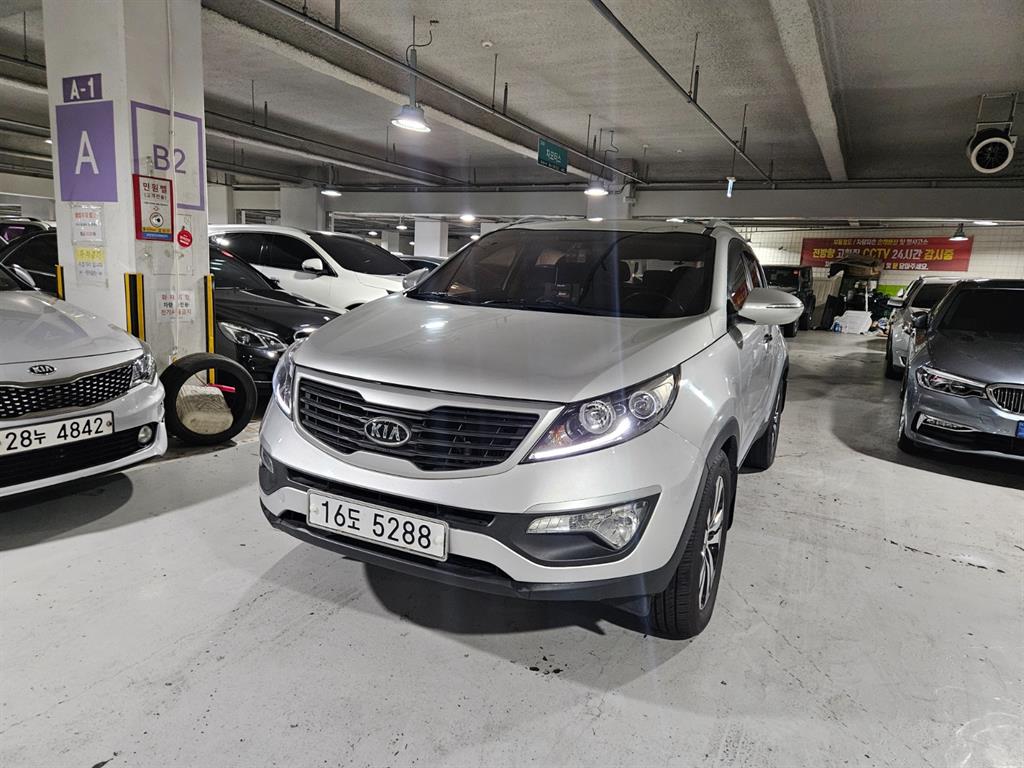 KIA Sportage 2011 Plateado - Importación desde Corea - HF Imports Iquique - Foto 1