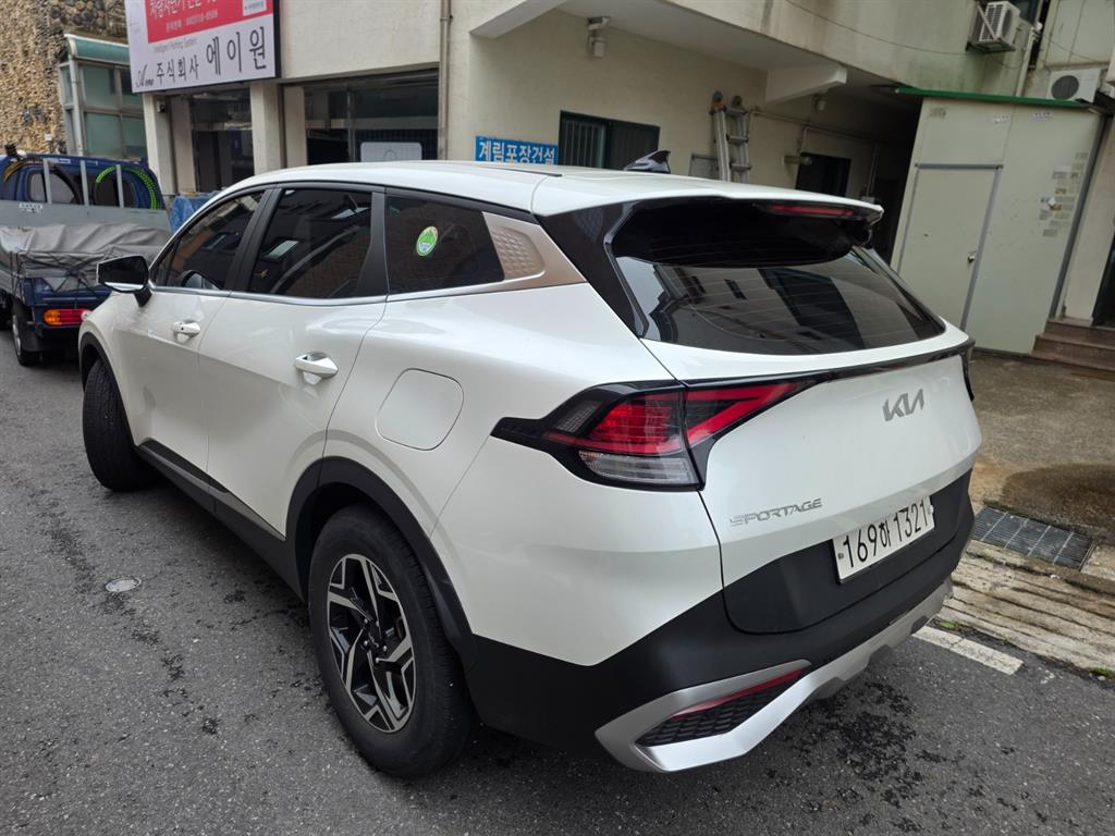 KIA Sportage - Vista 6